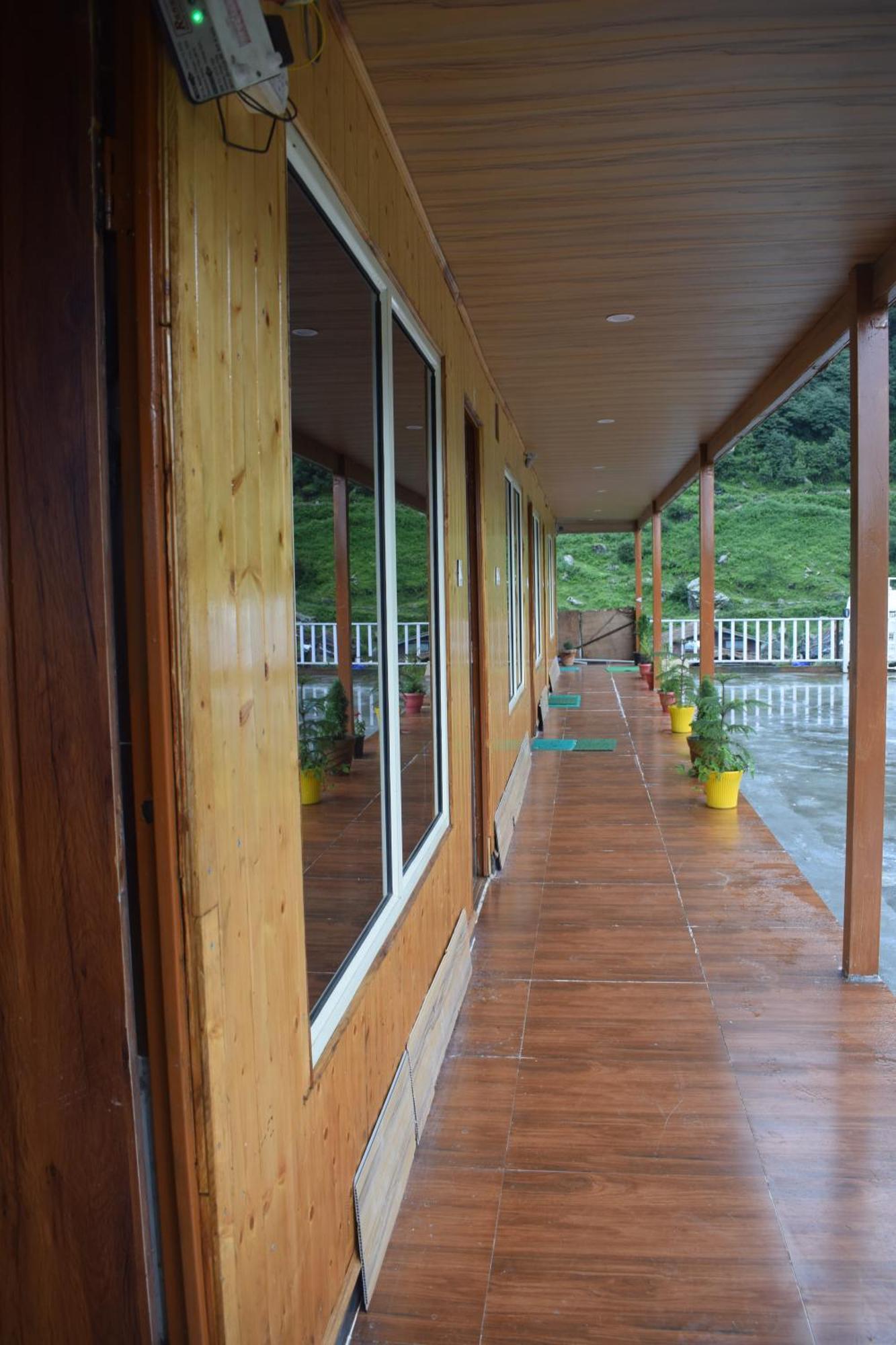 Himrab Chopta Resort Luaran gambar