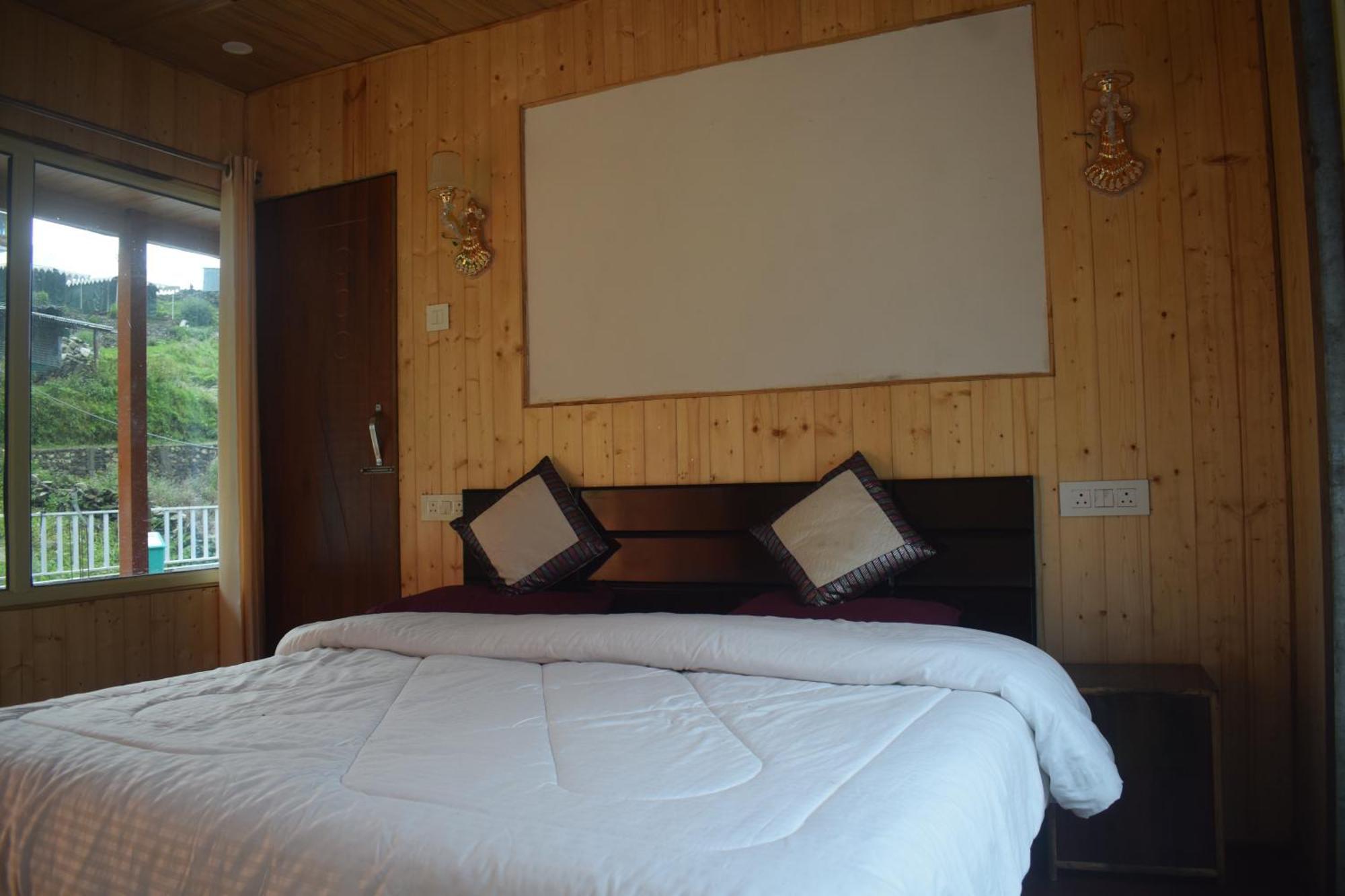 Himrab Chopta Resort Luaran gambar