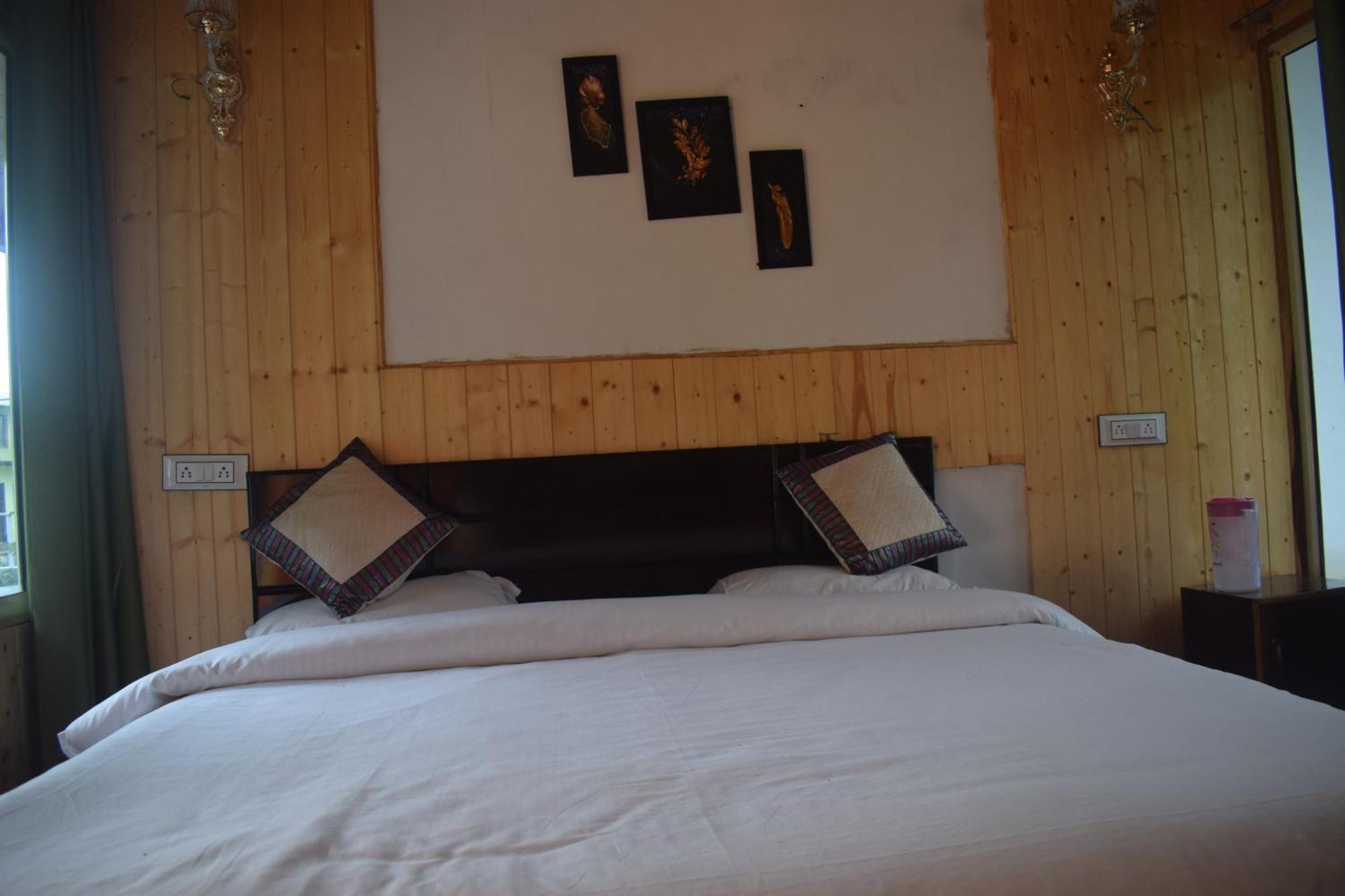 Himrab Chopta Resort Luaran gambar