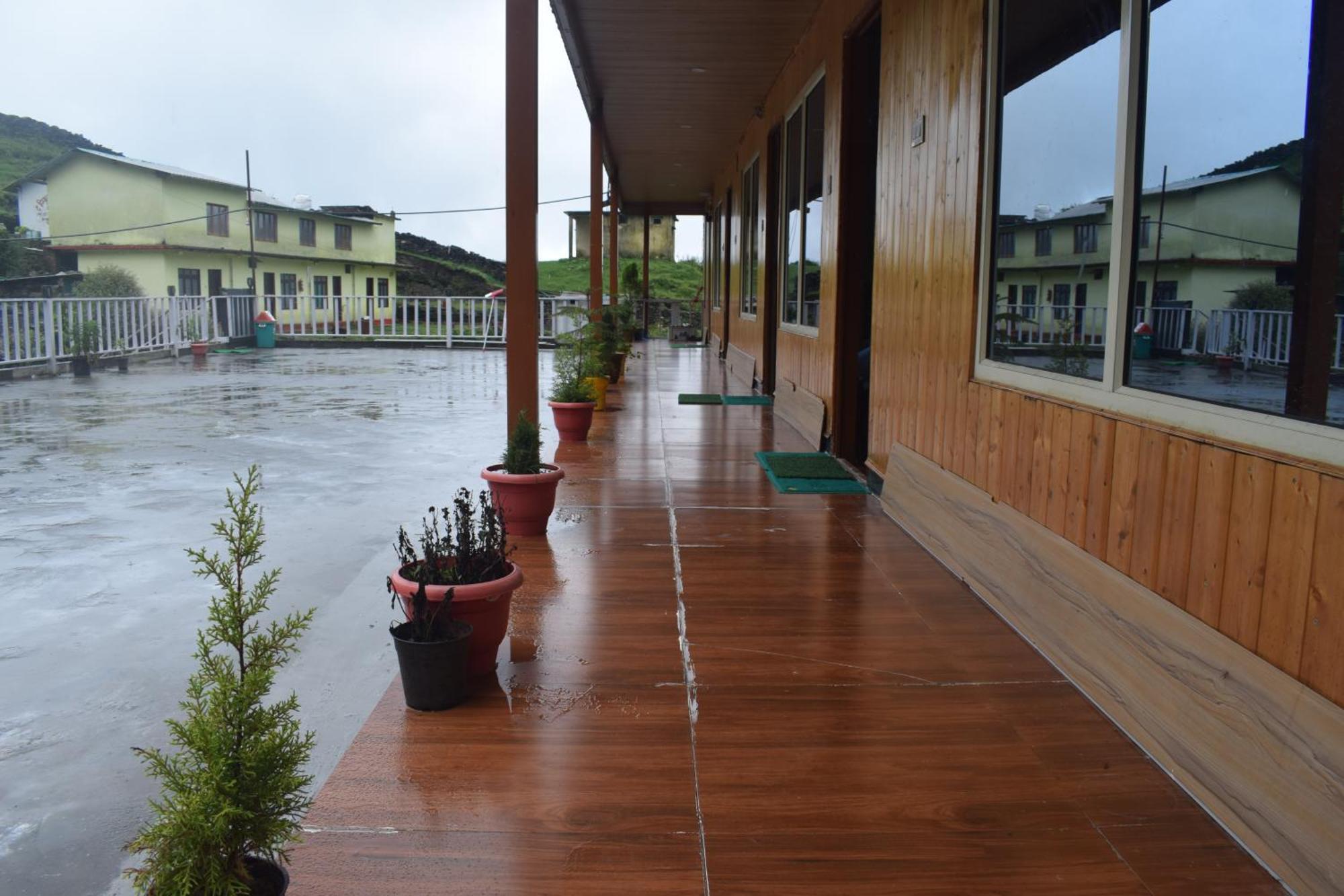 Himrab Chopta Resort Luaran gambar